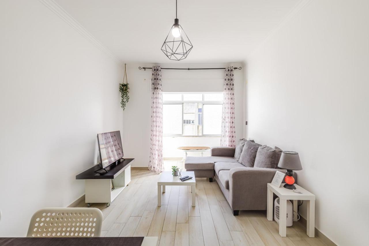 Sleeptubal Moderne Accommodatie Alhos Vedros 外观 照片